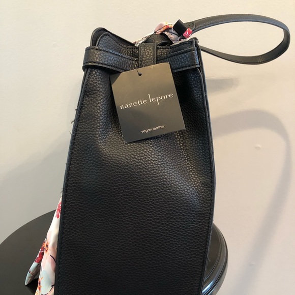 NWT-Nannette lepore Rylie Shoulder Bag - Picture 2 of 7